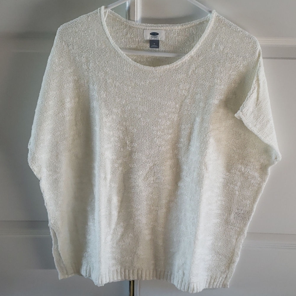 Old navy Loose fitting Knit top sweater cream size medium
